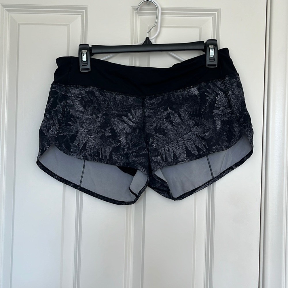 Hotty short shorts